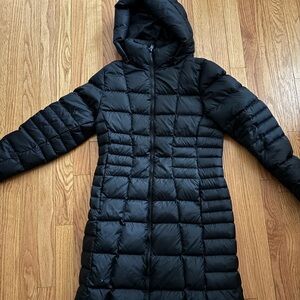 The North Face Women's Black Puffer Jacket